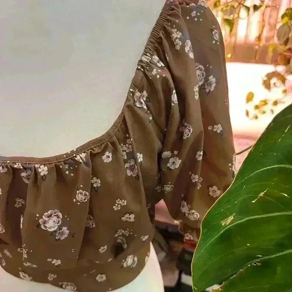 Brown with floral details crop top.  SZ XXL boho fall indie gorpcore granolagirl - Picture 3 of 7